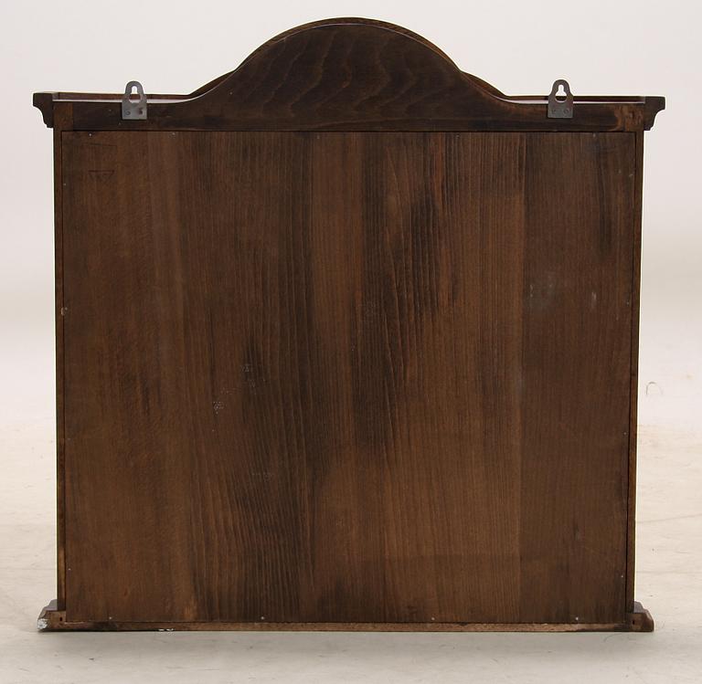 HÄNGSKÅP, rokokostil, 1900-tal.