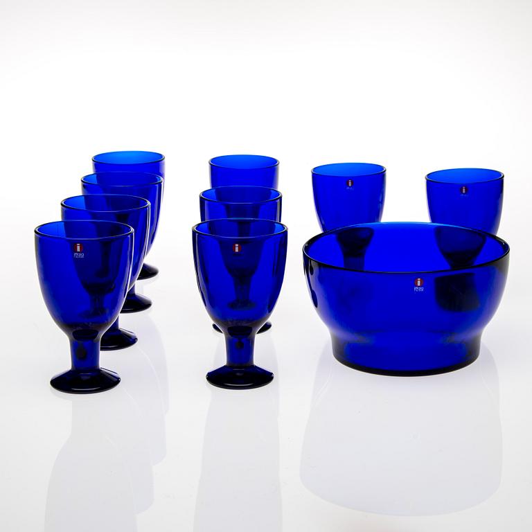 SKÅL samt 9 st VINGLAS, glas, "Verna" Kerttu Nurminen, Iittala, 1900-talets slut.