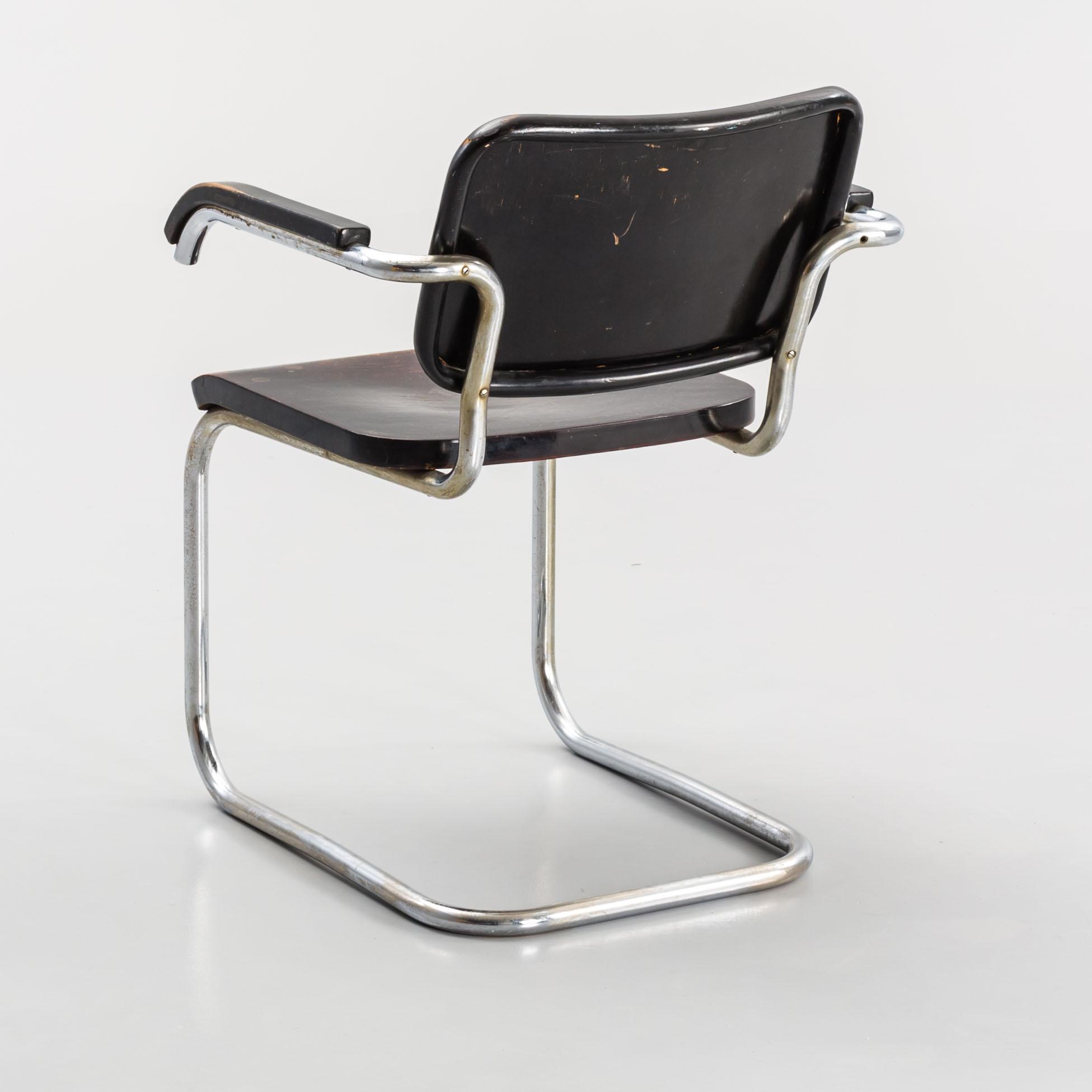 KARMSTOL, Bauhaus-typ, 1900-talets första hälft.