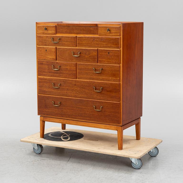 Mirror dresser, 1940s/50s.