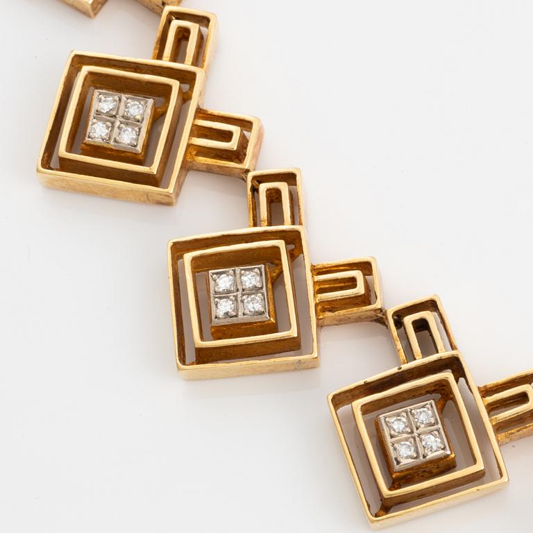An Ilias Lalounis 18K gold necklace set with eight-cut diamonds.