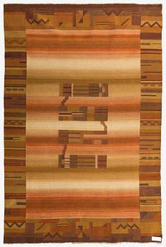 Karvalankamatto 1930-luku, noin 196 x 300cm.