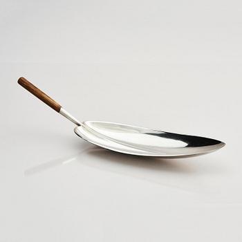 Tapio Wirkkala, skål, silver, modell TW 85, Hopeakeskus, Tavastehus, Finland 1958.