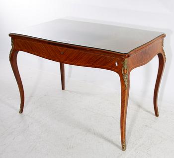 DAMSKRIVBORD, rokokostil, 1900-tal.