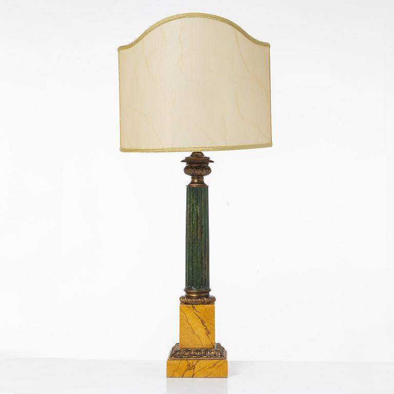 Bordslampor, ett par,  Empirestil, Acanto, Spanien, samtida.