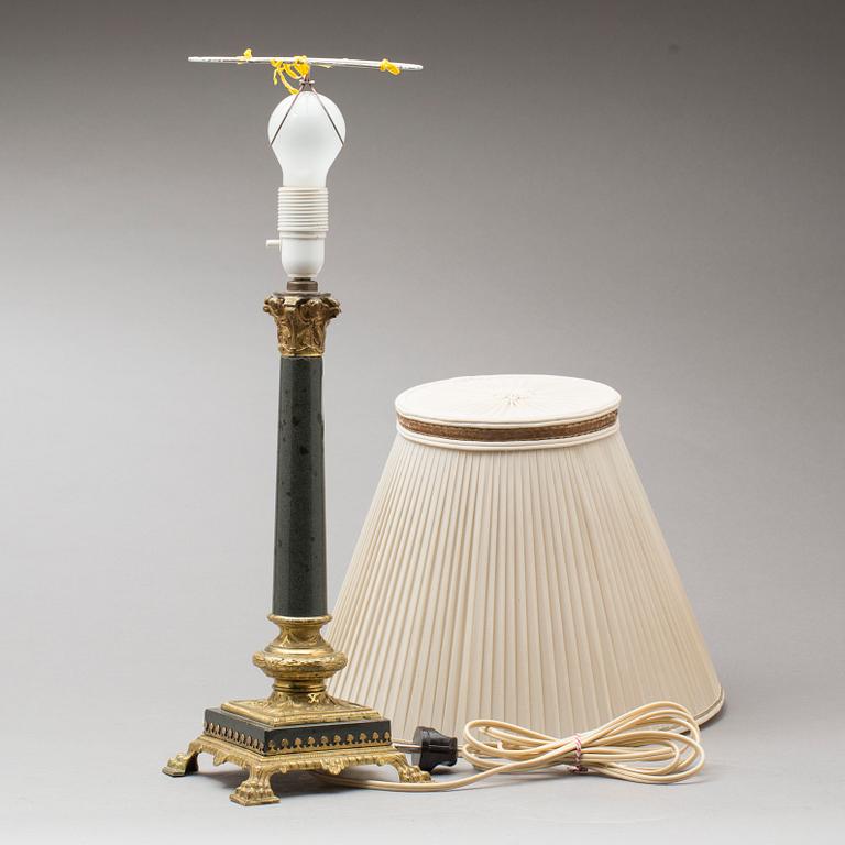 BORDSLAMPA, empirestil, 1900-tal.