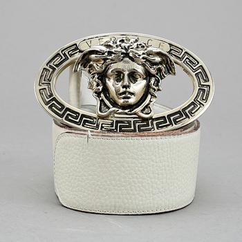 SKÄRP, Versace.