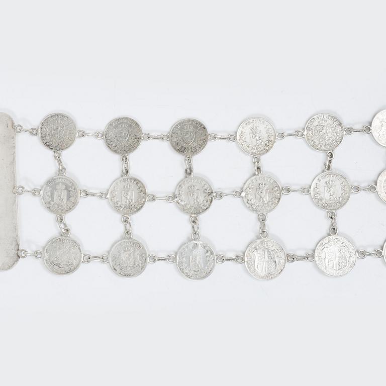 Brudbälte med äldre mynt, silver, CG Hallberg, Stockholm 1930.