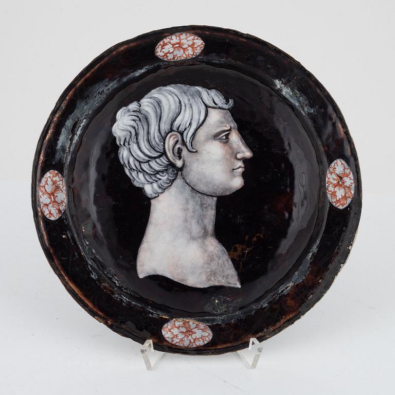 Tallrik, Limoges, Jean Miettes art, sent 1500/tidigt 1600-tal, Renässans.
