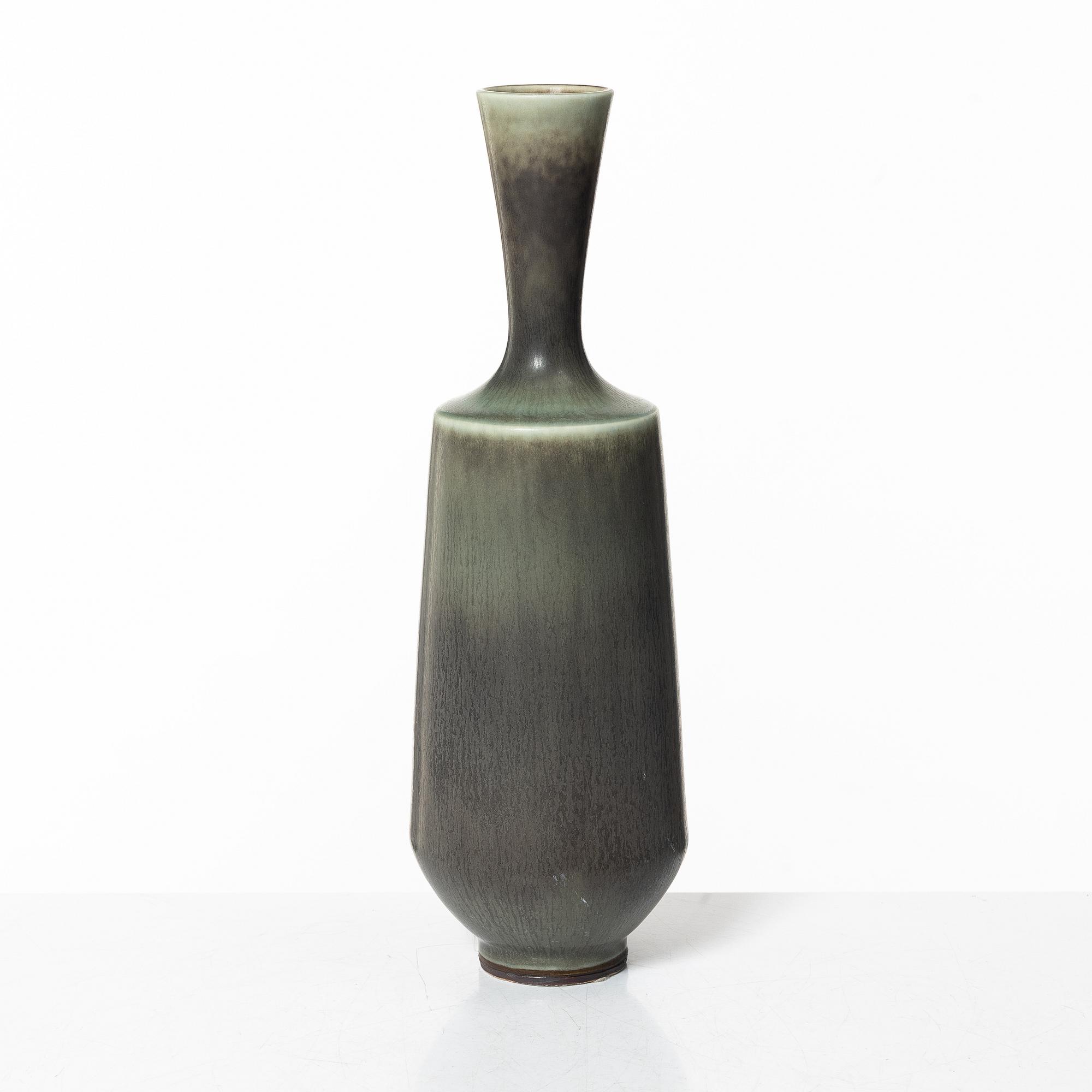 Berndt Friberg, vase, Gustavsberg Studio, 1969.