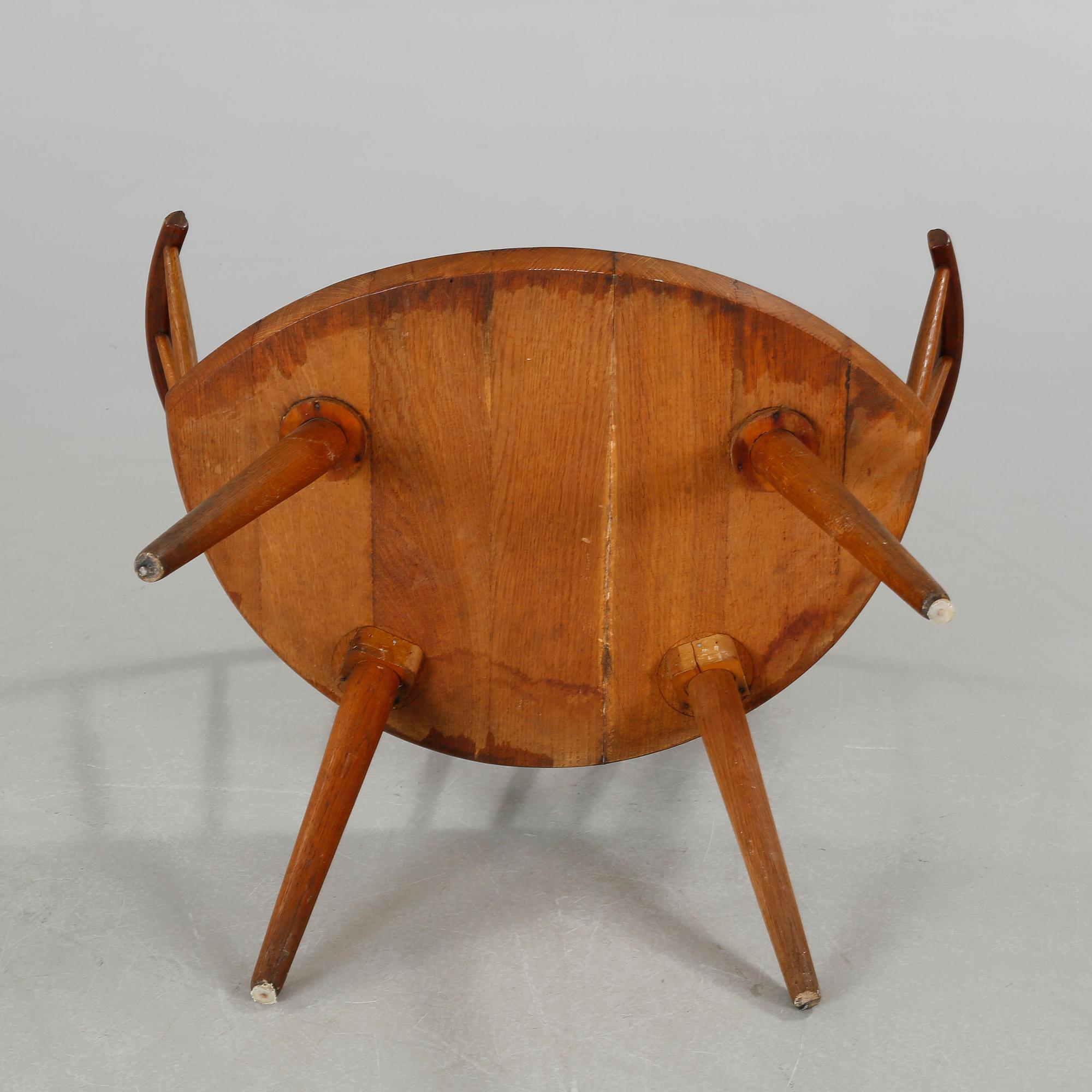 A chair named "Arka", designed Yngve Ekström and made in the third quarter of the 20th century.