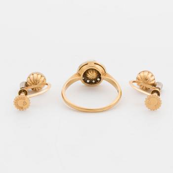 RING och ÖRHÄNGEN, 18K med odlade pärlor och rosenstenar. Skruvmekanism.