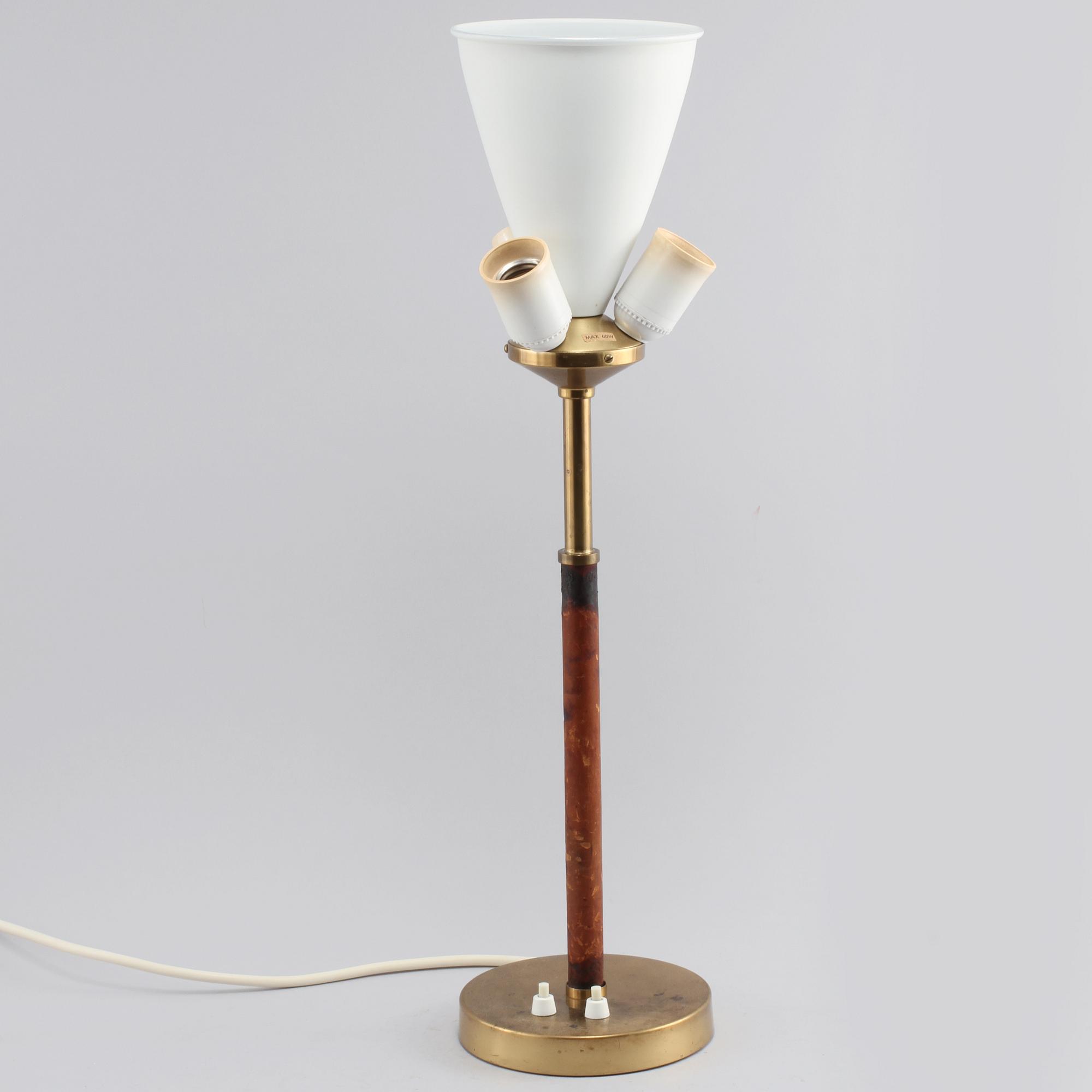 BORDSLAMPA, Nordiska Kompaniet, omkring 1900-talets mitt.