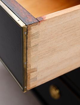 BYRÅ, gustaviansk stil, 1900-talets andra hälft.