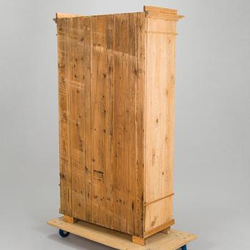 Cupboard. Folk art, Denmark, late 19th century.
