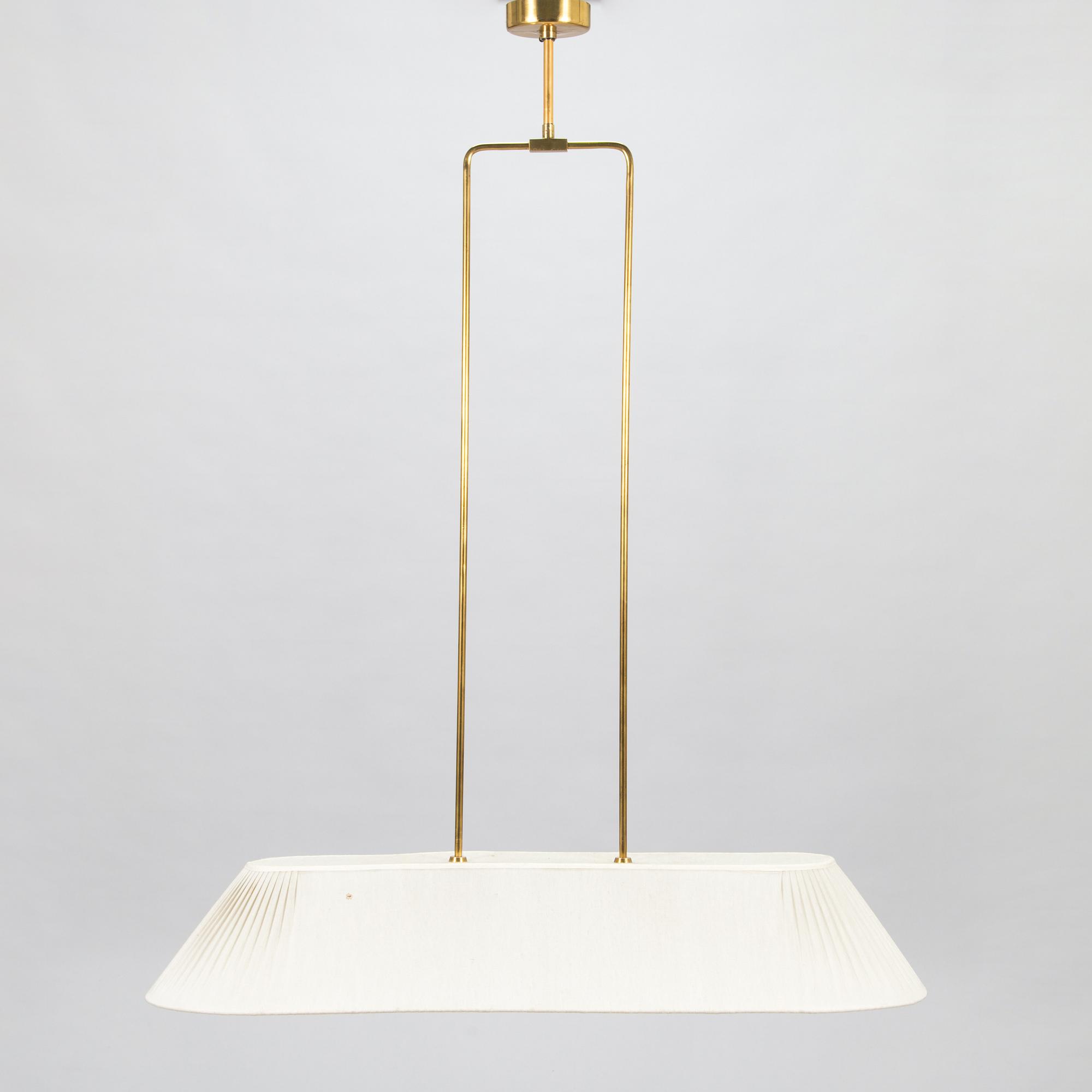 Paavo Tynell, taklampa, modell T 1170 D, Idman 1900-talets mitt.