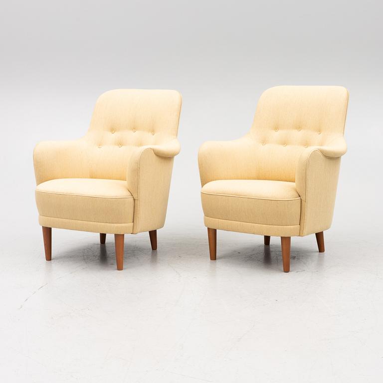 Carl Malmsten, a pair of 'Samsas' armchairs, AB O.H. Sjögren, Tranås, 21st Century.