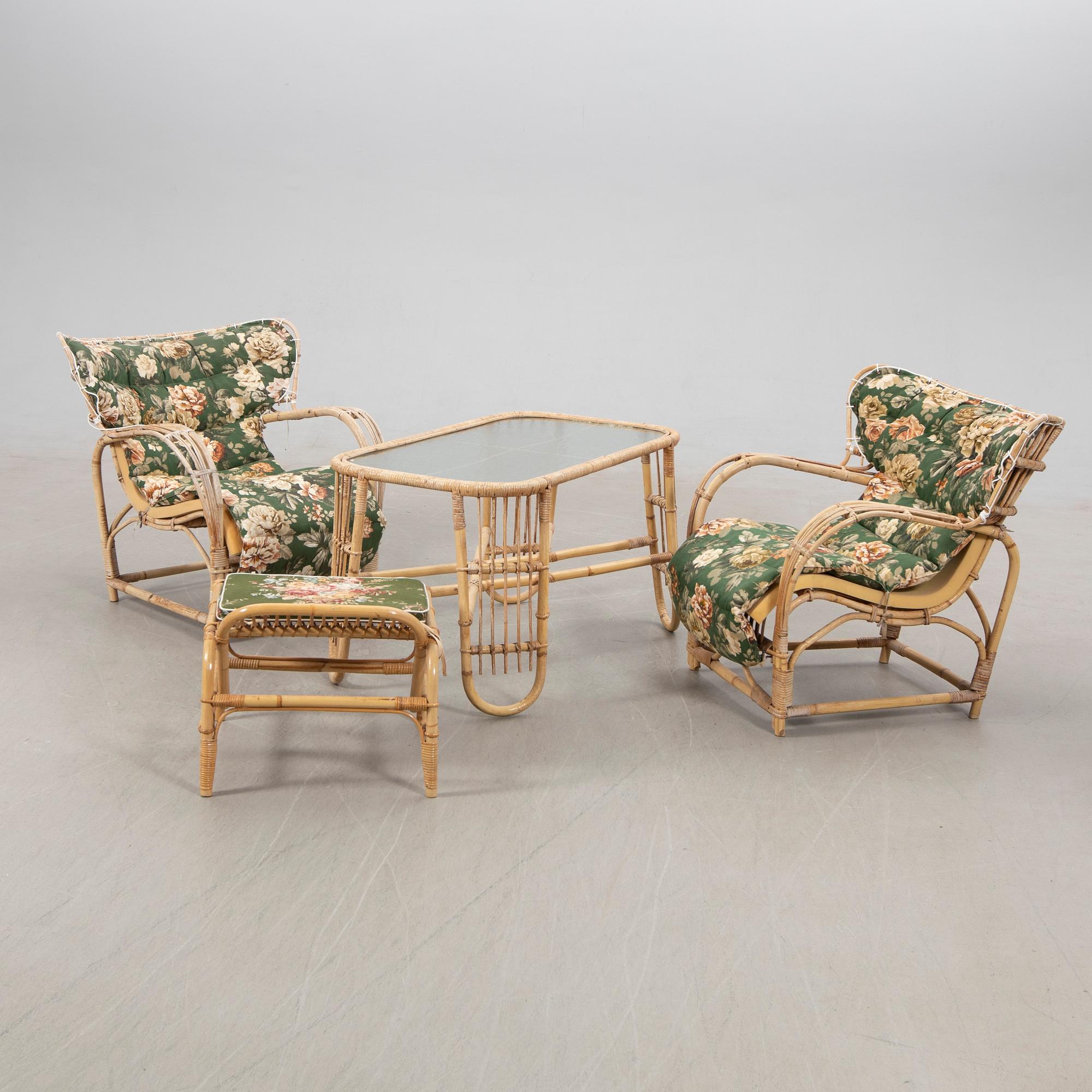 Garden group, 4 pieces, probably Viggo Boesen.