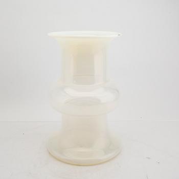 Signe Persson-Melin/Ulla Molin,  a 1970s "Boda blom" glass vase from Boda.