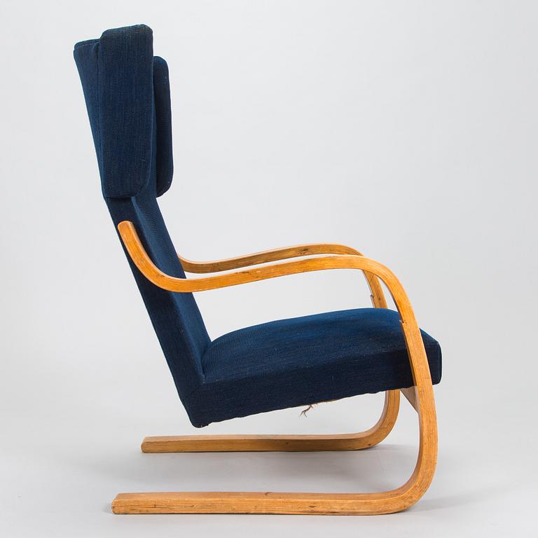 Alvar Aalto, a mid-20th century '401' armchair for  O.Y. Huonekalu- ja Rakennustyötehdas A.B. Finland.