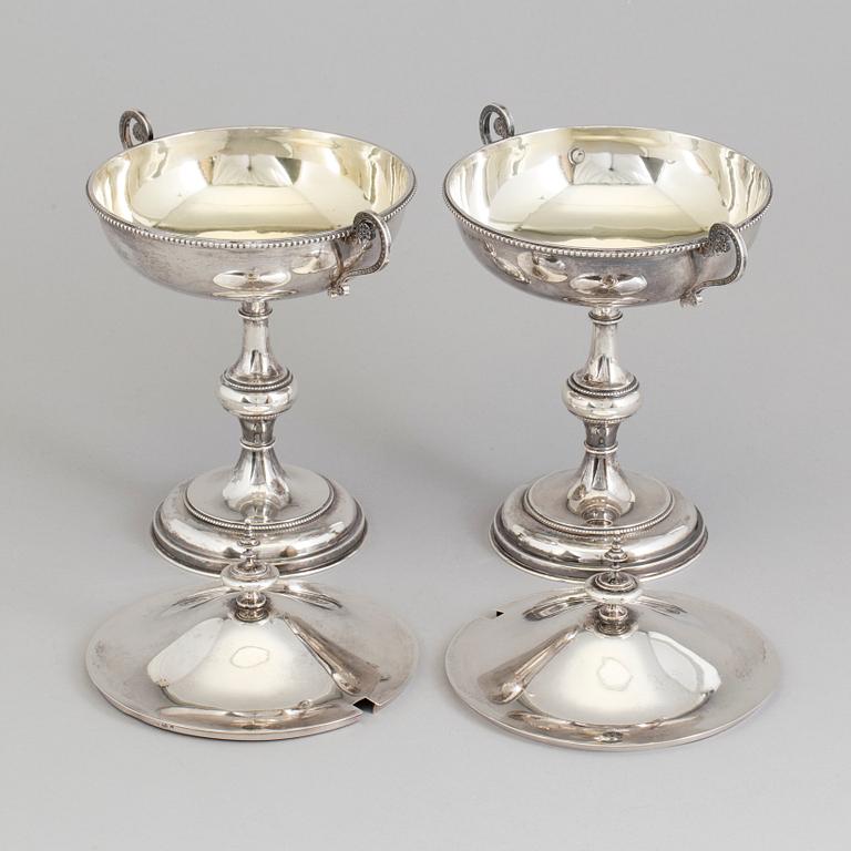 A PAIR OF SWEDISH SILVER SUGAR BOWLS by Gustaf Möllenborg, Stockholm 1877.