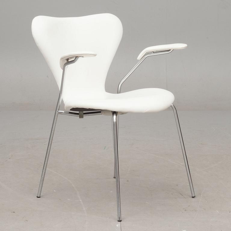 KARMSTOL, "Sjuan", Arne Jacobsen, Fritz Hansen.