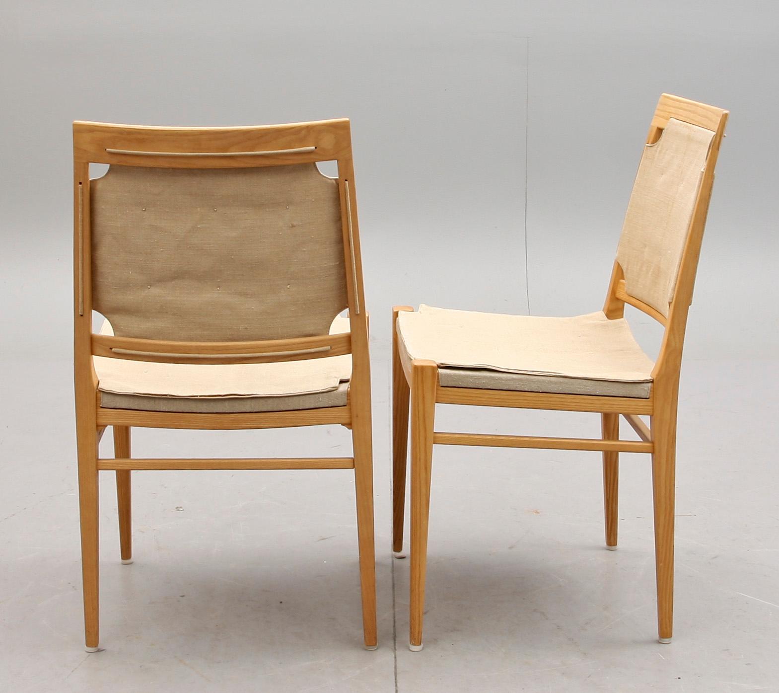 BORD MED STOLAR, 5 delar, design Bruno Mathsson märkt. Stolar Dux. 1970-tal.