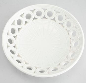 A pair of stoneware bowls, "Olympia", and a flower pot by Gunnar Nylund, Rörstrand, second half of the 20th century.