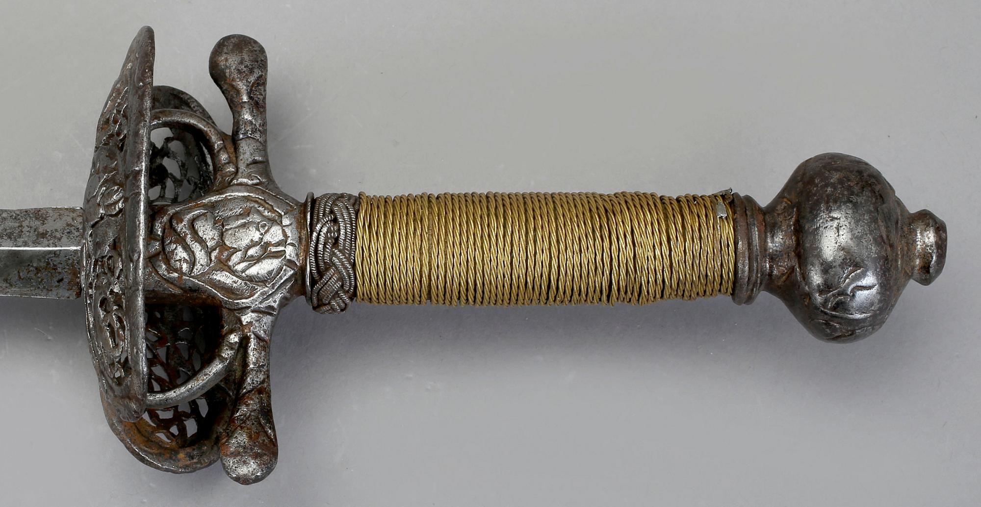 BLANKVAPEN, 3 stycken, 1800-tal.