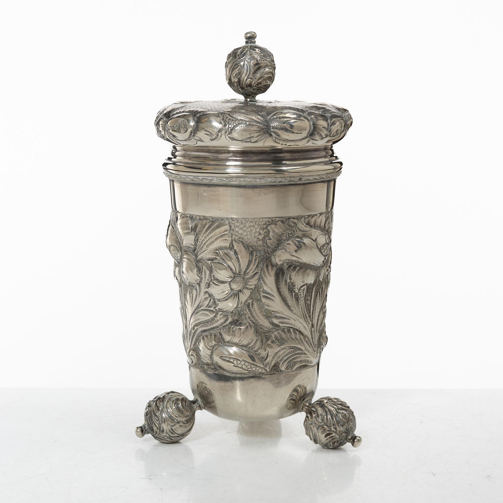 Lockpokal, silver, barockstil, svensk importstämpel, 1900-tal.