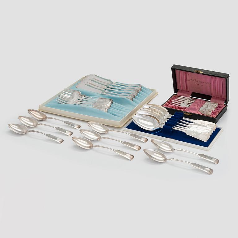 A 32-piece silver cutlery set, 
Shell-decor, Helsinki, Hämeenlinna, and Turku, 1949-72.