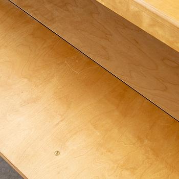 Axel Larsson, tillskrivet, skåp, Svenska Möbelfabrikerna, Bodafors, 1930-40-tal.