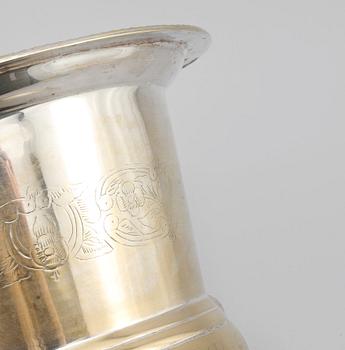 CHAMPAGNEKYLARE, vitmetall, omkring 1900-talets mitt.