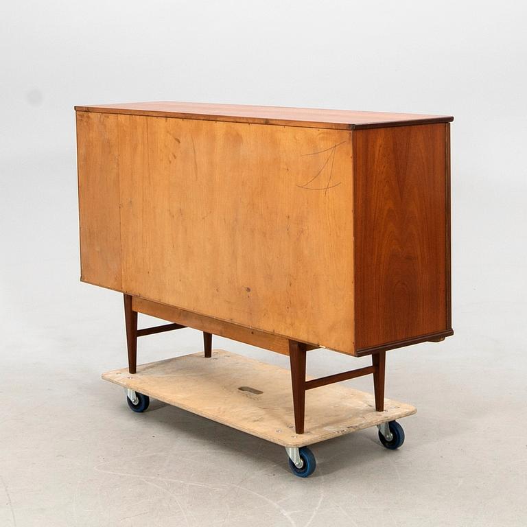 Sideboard 1900-talets andra hälft.