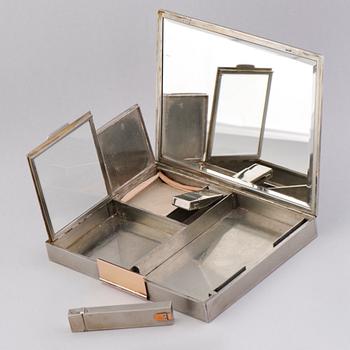 MAKE-UP VÄSKA, vitmetall, 18K guld, rosenslipade diamanter. Van Cleef & Arpels, Paris 1930-tal.