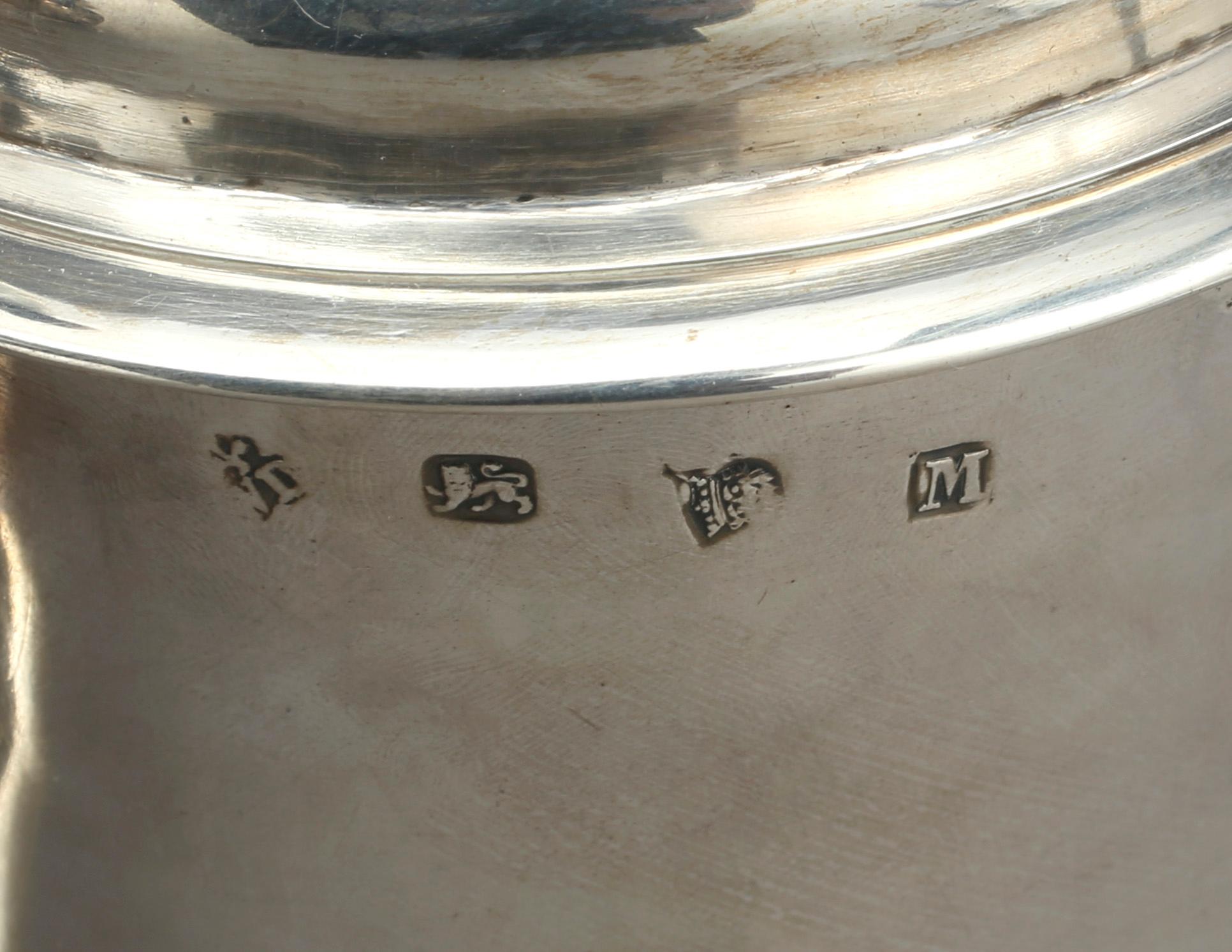 STOP, silver, Georgiansk, Wm. Darkeratt, London, Storbritannien, 1727. Tot ca 759 g.