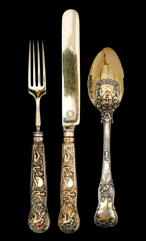 An English 19th century silver-gilt 36 piece dessert-service, makers mark of Daniel and John Wellby, London 1897.