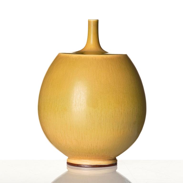 Berndt Friberg, a stoneware vase, Gustavsberg Studio, Sweden 1966.