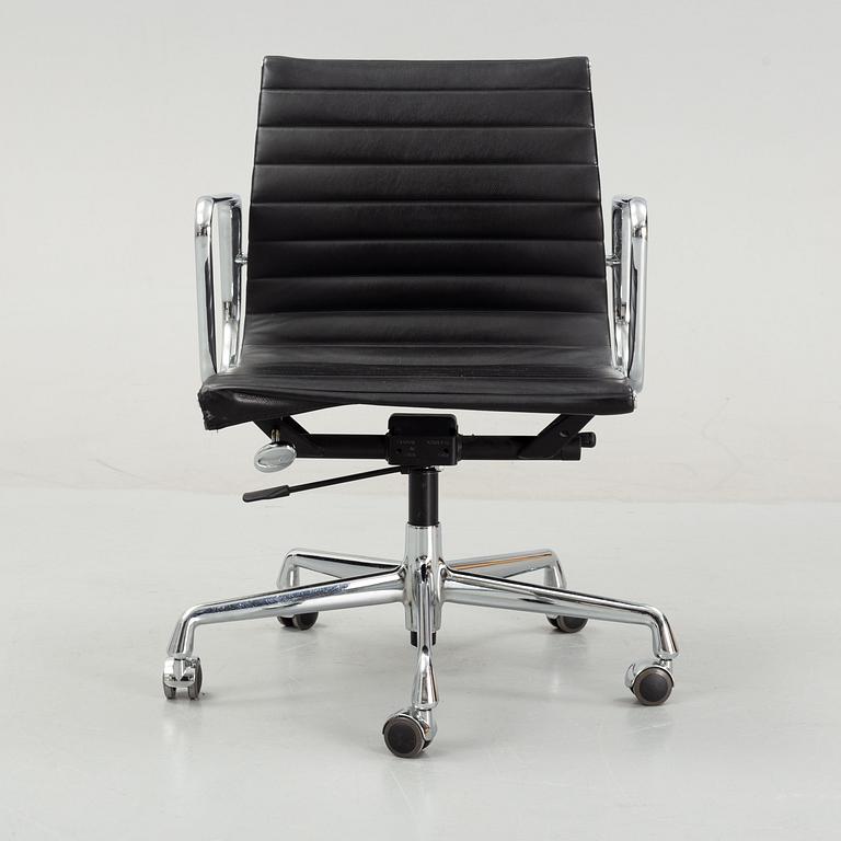 Charles and Ray Eames, an 'EA 117' office chair for Vitra.