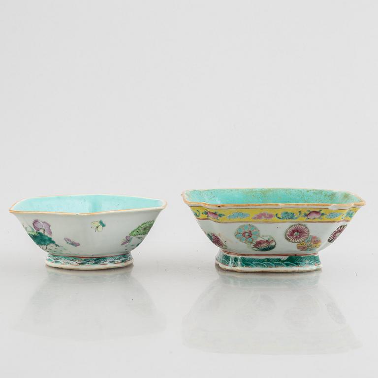 Four Chinese porcelain bowls, Qing dynasty, 19th century.