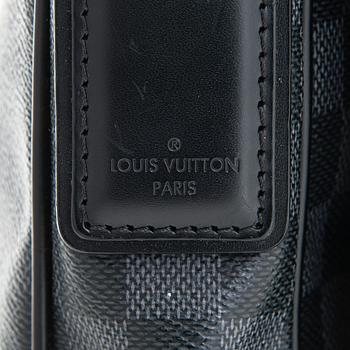 Louis Vuitton, A Damier Graphite 'District PM Messenger' Bag.
