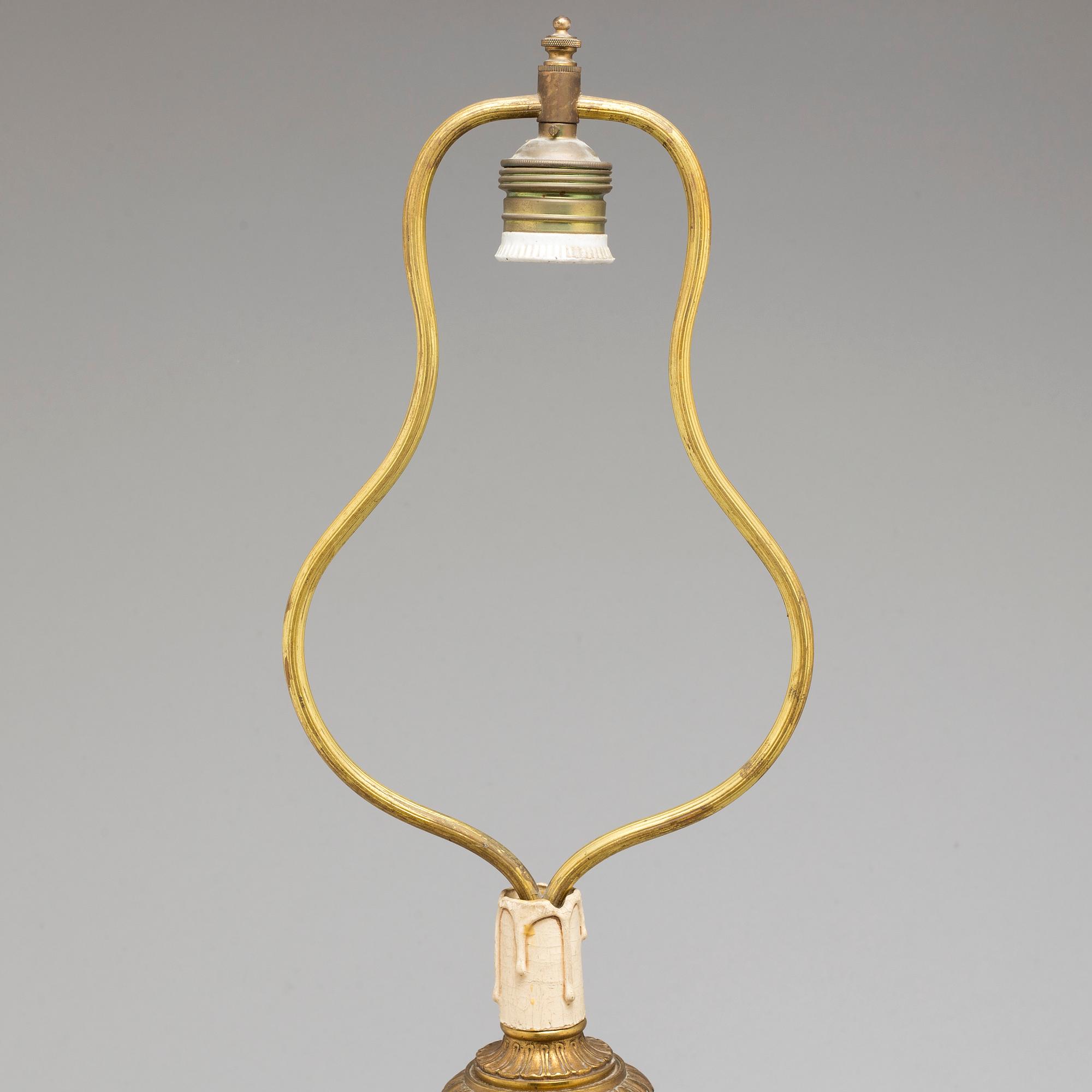 A LATE EMPIRE BRONZE TABLE LAMP, mid 19th century.