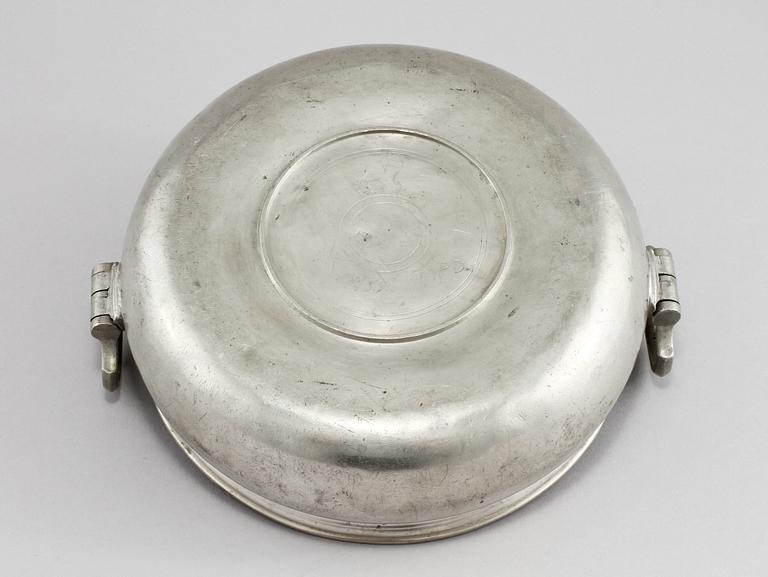 GRÖTSKÅL, tenn, Johannes Strössberg, Vimmerby, 1828.