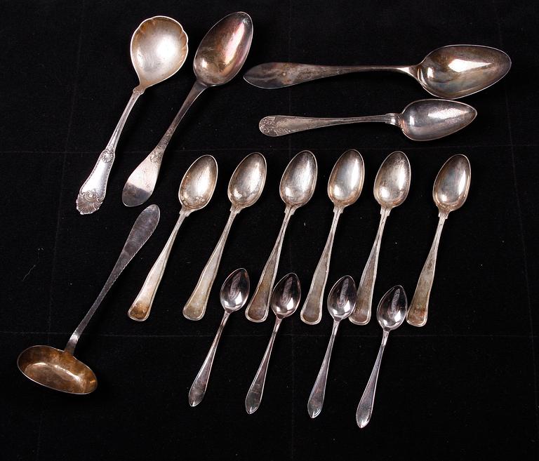 PARTI SILVERBESTICK, 15 st, mest 1800-tal och flertal olika mästare bla Johan Fredrik Tynelius, Helsingborg.