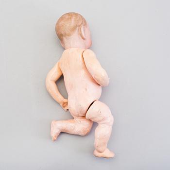 A bisque head character baby doll nr 100 by Kämmer & Reinhardt, Germany, 1910-tal.