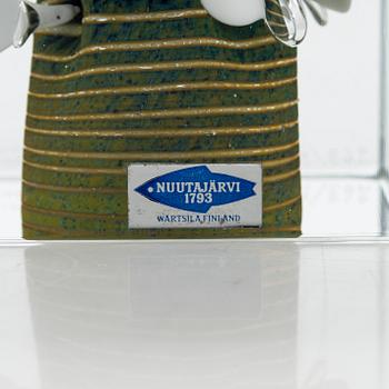 Oiva Toikka, vuosikuutio, signeerattu Oiva Toikka, Nuutajärvi 1981, numeroitu 263/1000.