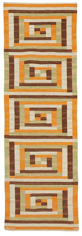 Barbro Nilsson, gallerimatta, "Ostia orange", rölakan, ca 306-307 x 99-100 cm, signerad AB MMF BN.