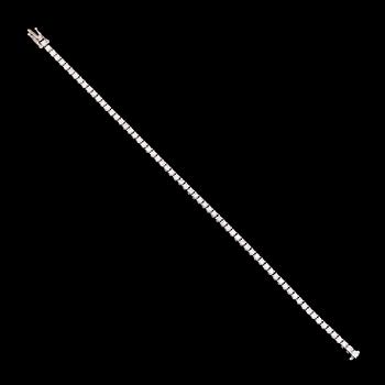 ARMBAND, 18K vitguld, 87 briljantslipade diamanter tot ca 3.10 ct.