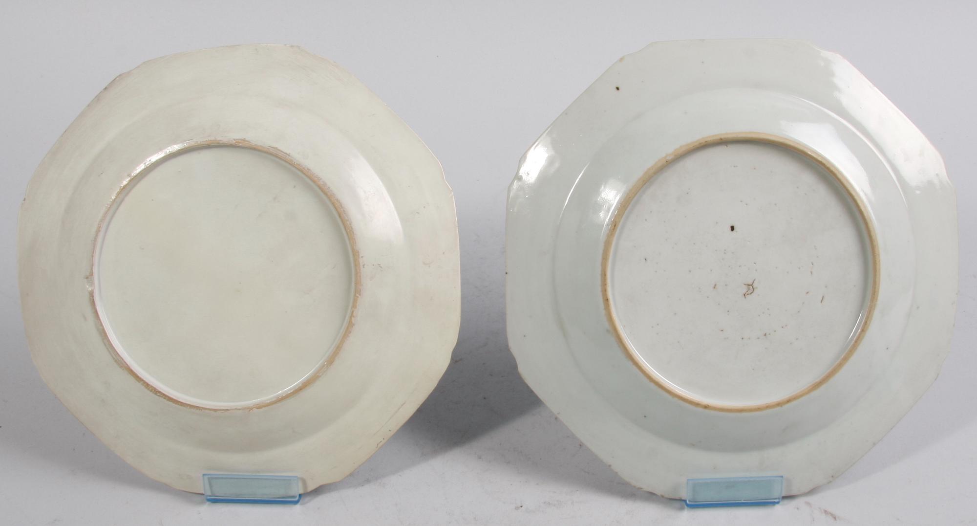 TALLRIKAR, ett par, porslin, Kina, 1700/1800-tal.