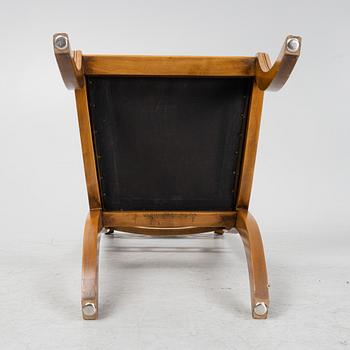 A set of six English mahogany chairs, 20th Century.